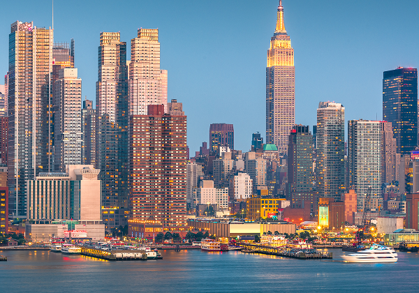 new-york-new-york-usa-midtown-manhatta-2023-11-27-05-36-03-utc 1